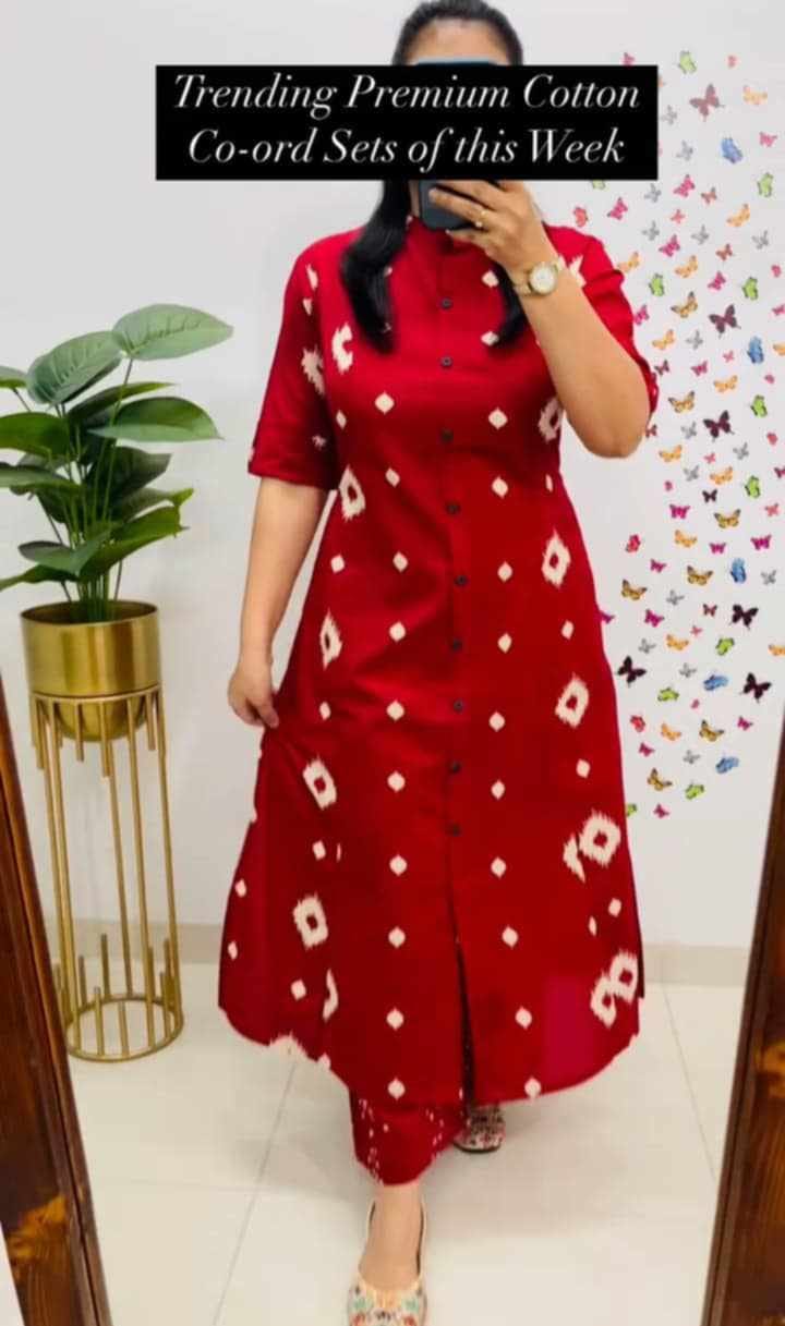 লাল চুন্দ্রী